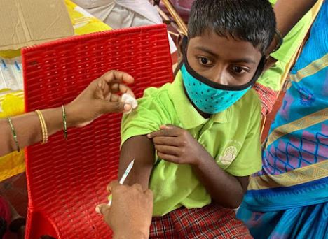  UNE ANNEE SCOLAIRE EN DEUX MOIS DE COURS (Mala India )