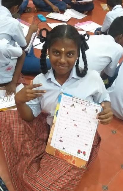  UNE ANNEE SCOLAIRE EN DEUX MOIS DE COURS (Mala India )