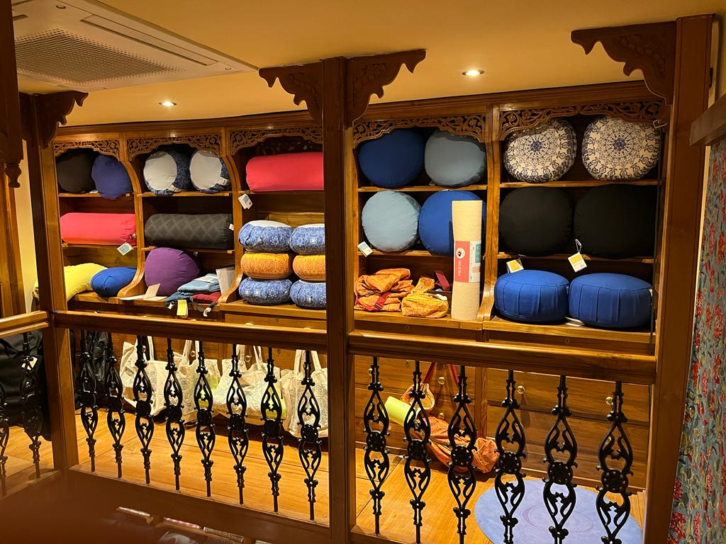 Notre rayon Yoga  (Mala India )