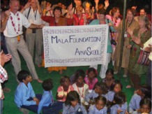  Kanpur 9 octobre 2011, inauguration de la nouvelle Apna Ghar (« notre maison ») (Mala India )