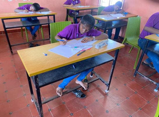  Les examens ...dans les briques
