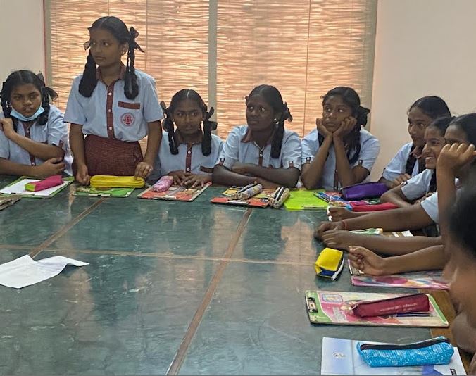  ENFIN la vie à la Gandhiji School a repris son cours normal… (Mala India )