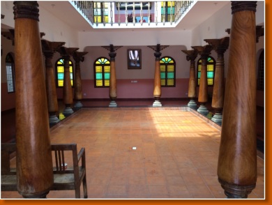 MANDAPAM (Mala India )