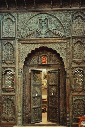 Portiques, portes, arches, colonnes, etc...